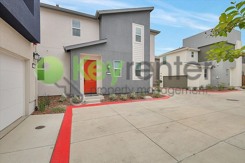1st image of 1114 Bengal Loop