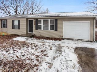 307 Dundee Rd, Smithville, MO 64089