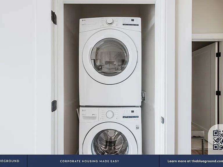Washer/Dryer in Apartment