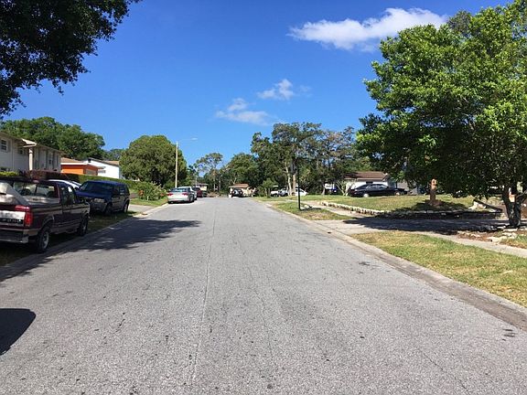 5th image of 6405 Jackwood Ct