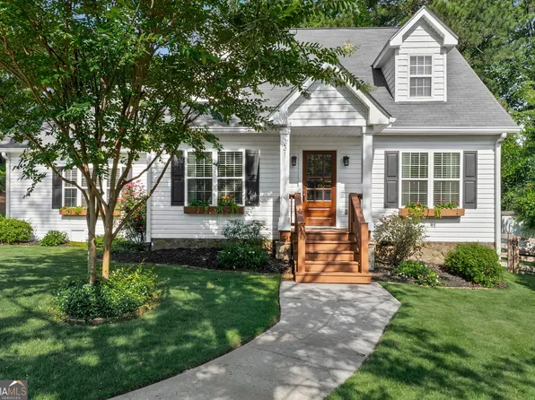 31 Mansour Cir, Newnan, GA 30263