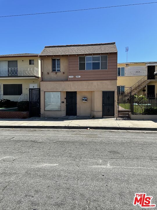 1st image of 2306 W 79th St