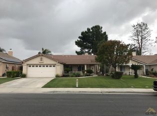 5502 Sierra Caves Ave, Bakersfield, CA 93313