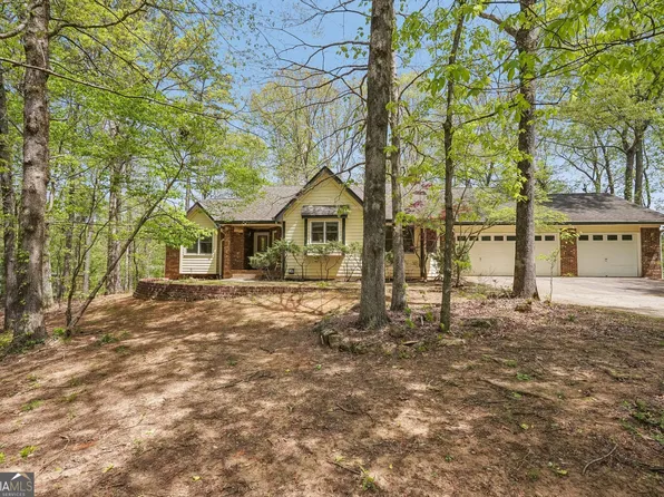 33 Fawn Lake Trl, White, GA 30184