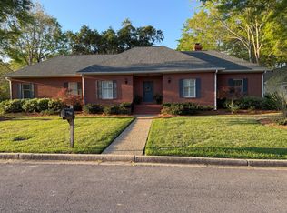 107 Candlewick Rd, Hattiesburg, MS 39402