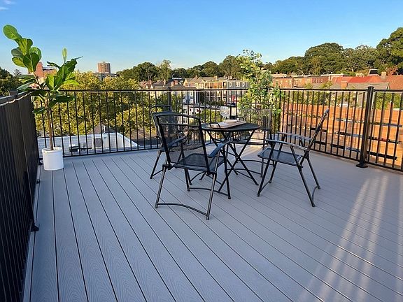 3rd image of 3307 Washington St #402
