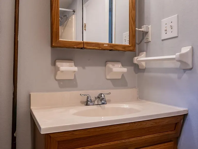 608 S Milton Ave — Photo 10