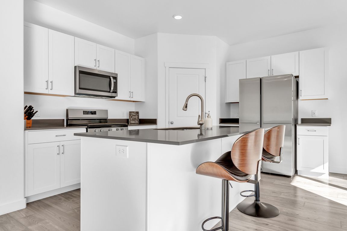 next background image