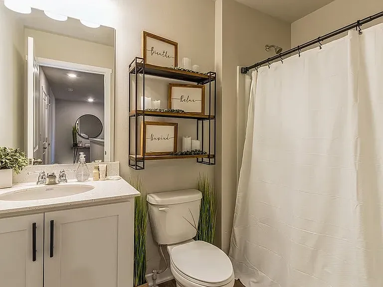3319 NW Cedarwood Ln — Photo 8