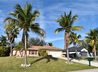 822 SE 5th Ct, Cape Coral, FL 33990