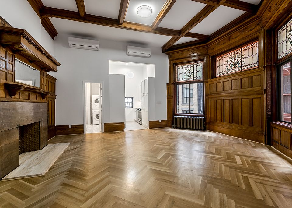 1st image of 14 W 69th St APT 4