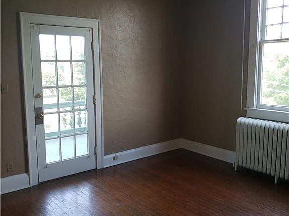 3rd image of 205 Hatton St APT 4