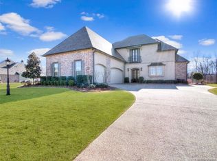 231 Piccadilly Ln, Bossier City, LA 71111