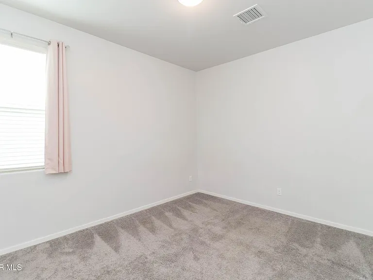 12832 Haxby St — Photo 23