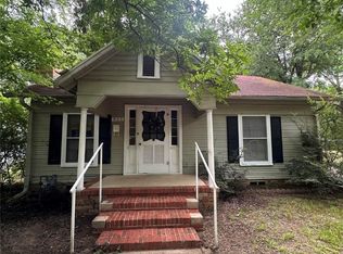 927 5th St SE, Paris, TX 75460