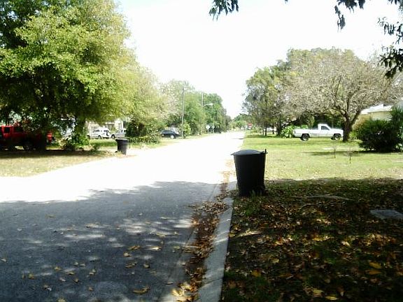 5th image of 2004 25th Ave N