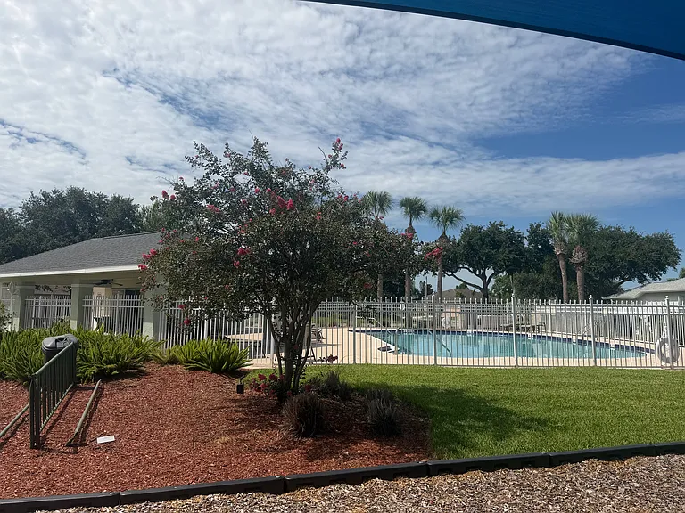 5272 Outlook Dr — Photo 4