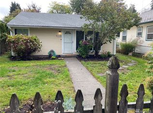 9028 10th Ave SW, Seattle, WA 98106