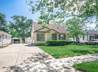 23098 Violet St, Farmington, MI 48336