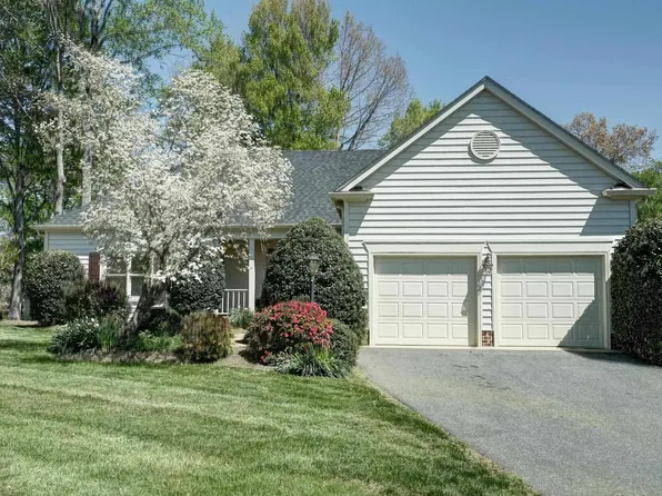 1463 Bremerton Ln, Keswick, VA 22947