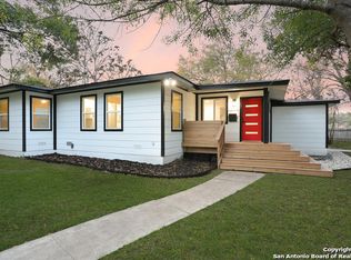 275 E Fair Oaks Pl, Alamo Heights, TX 78209