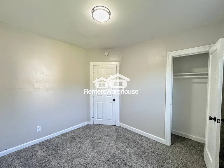 940 Willis St — Photo 22