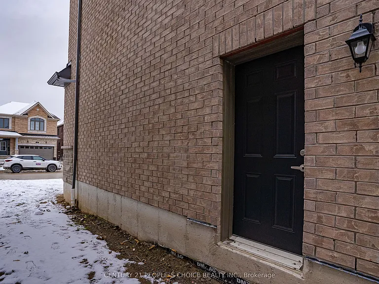 31 Garland Ave — Photo 37