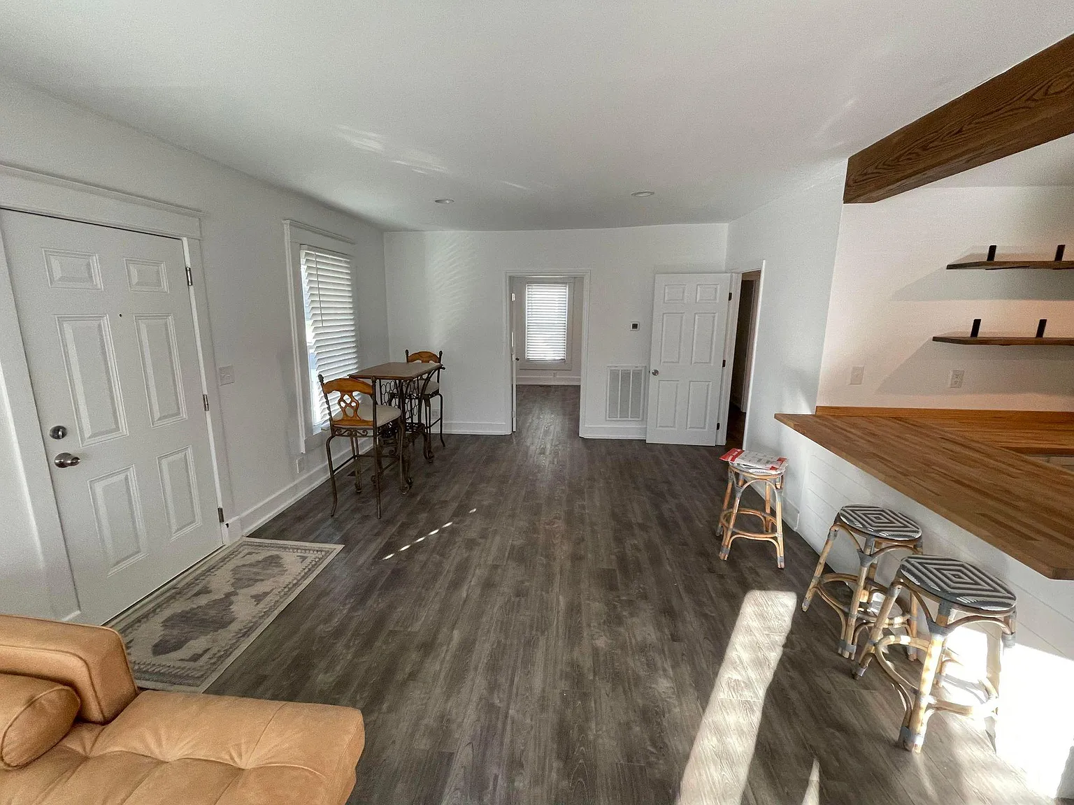 2 bed, 1000 sqft, $1,950 — Photo 4