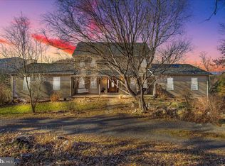 81 Edge Of Woods Ln, Hedgesville, WV