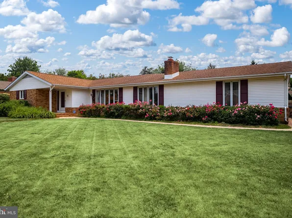 3 Valley Forge Rd, Bordentown, NJ 08505