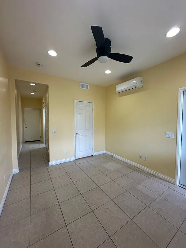 1 bed, 1.0 bath, 400 sqft, $1,650 — Photo 1