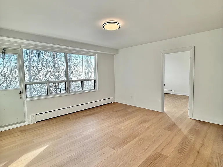 67 Lake Shore Dr #13 — Photo 5