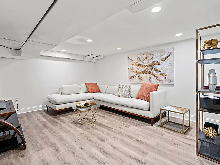 7200 Carol Ln — Photo 15