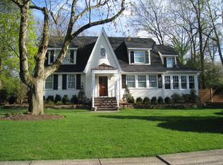 68 Beekman Rd, Summit, NJ 07901