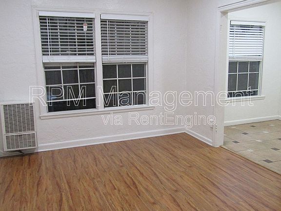 3rd image of 1523 N McCadden Pl APT 105