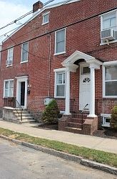 2 entrances - 1st floor unit and 2nd floor unit