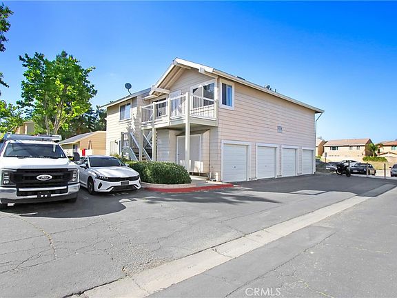 2nd image of 713 Walnut Dr #17