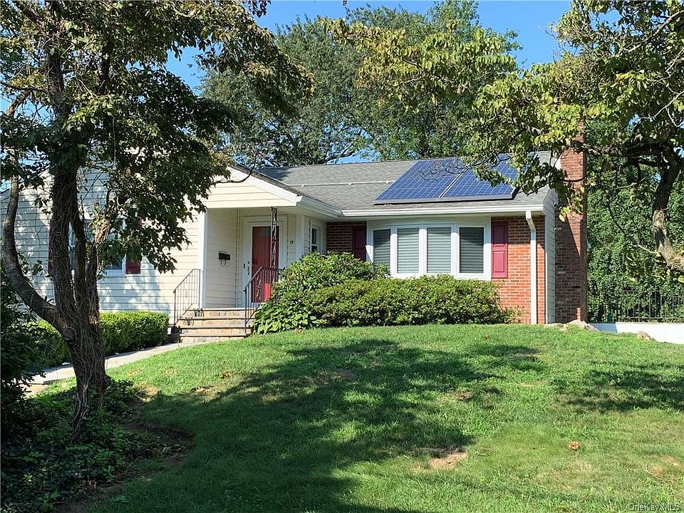 1st image of 15 Manor Ave