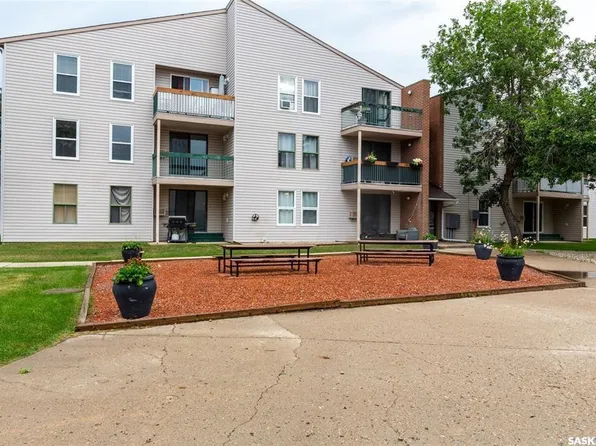 UNIT 302-34 Nollet AVENUE, Regina, SK S4T 7J8