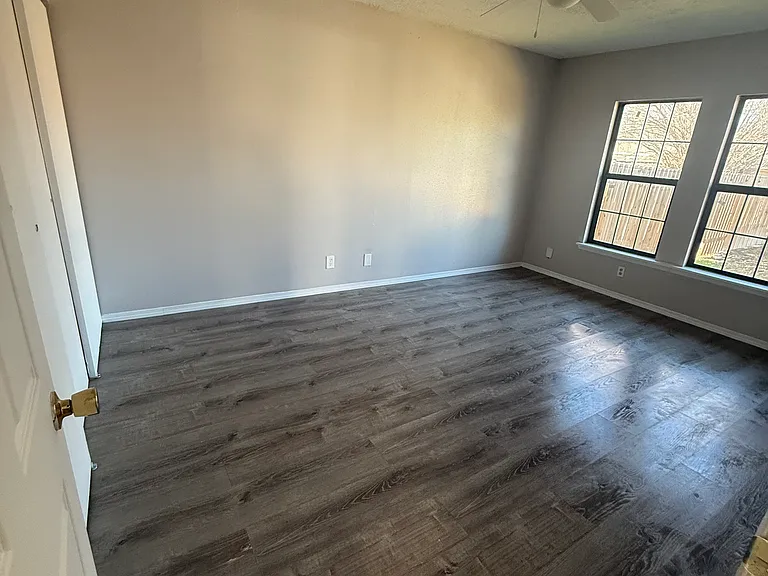4843 Aspenwood Dr — Photo 9