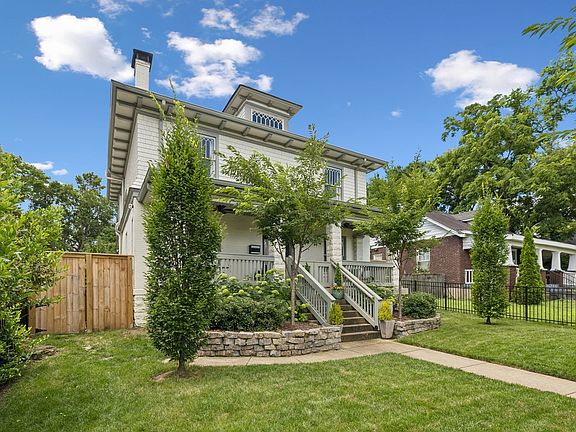 2nd image of 929 Acklen Ave