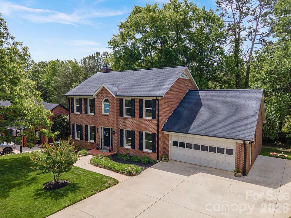 1st image of 134 31st Avenue Ct NE