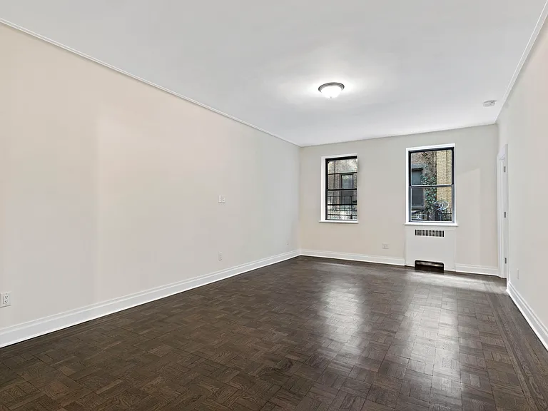 120 E 89th St #1AB — Photo 2