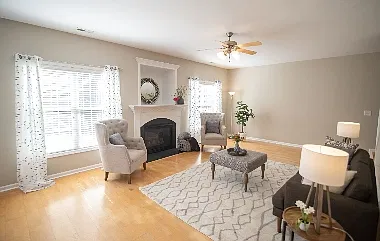 4 bed, 2.5 bath, 2170 sqft, $2,500 — Photo 4