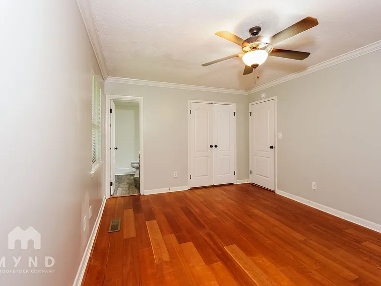 95 Academy St — Photo 13