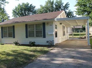902 W 11th St, Sedalia, MO 65301