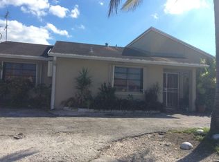 520 W 79th St, Hialeah, FL 33014