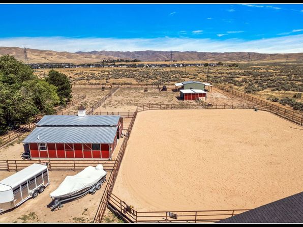 5900 E Zaffre Ridge St