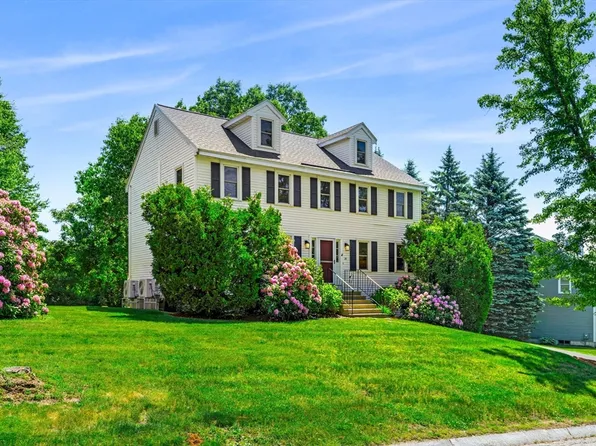 24 Booth St, North Andover, MA 01845