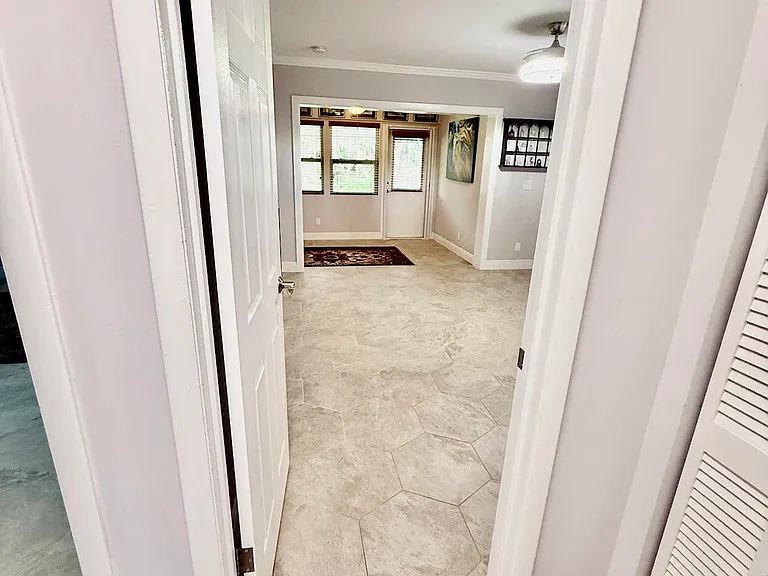 916 Savannas Point Dr #B — Photo 14